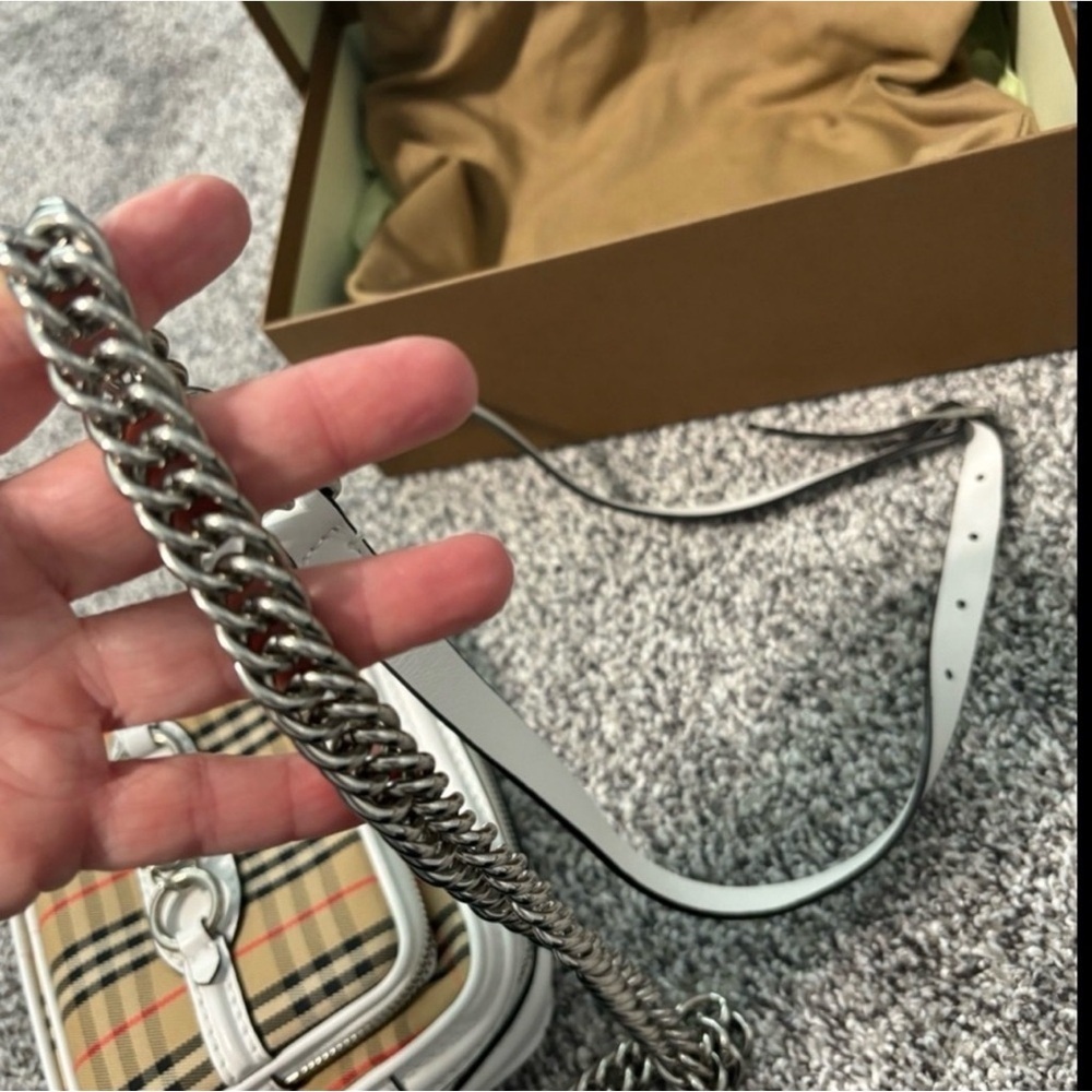 Authentic Like New Burberry Check Canvas Link Camera Bag - Picture 12 of 15